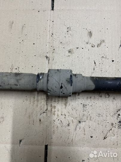 Привод правый lancer 9