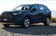 Toyota RAV4 V (2018—2026) Внедорожник