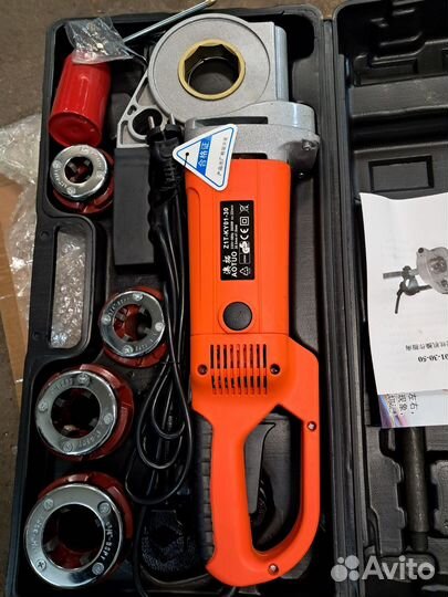 Продаю резьбонарезной клуп электрический