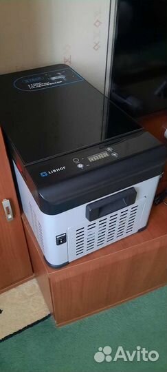 Автомобильный холодильник 12/24/220в Libhof Q-18