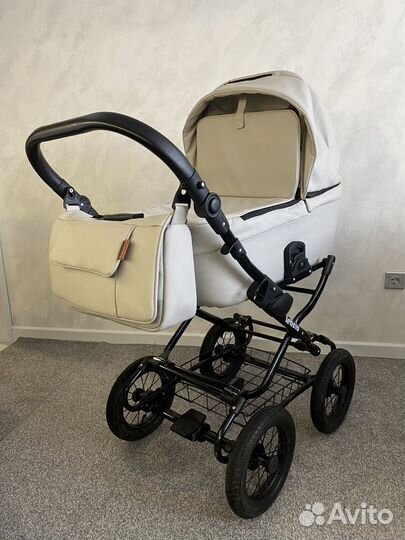 Коляска для новорожденного. Люлька