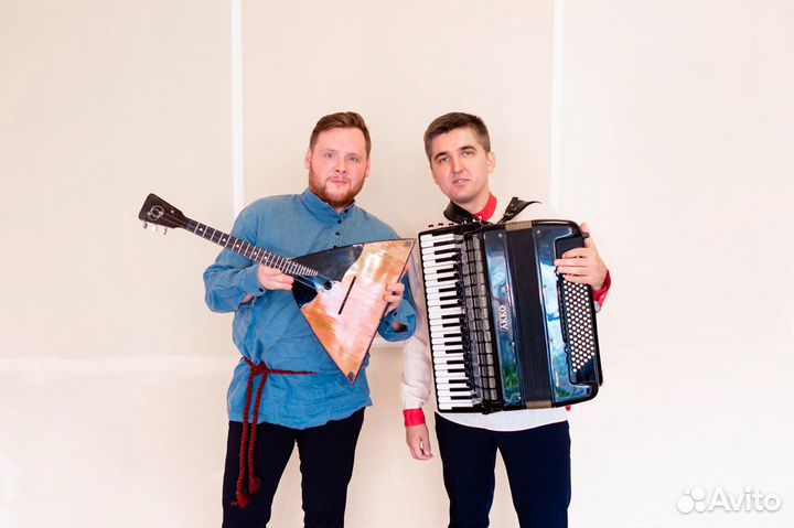 Музыканты на праздник Балалаечник и Аккордеонист