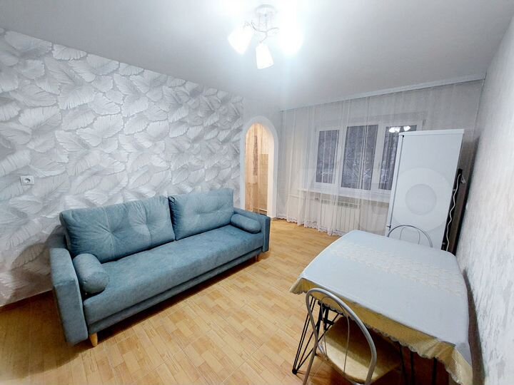 2-к. квартира, 42 м², 1/4 эт.