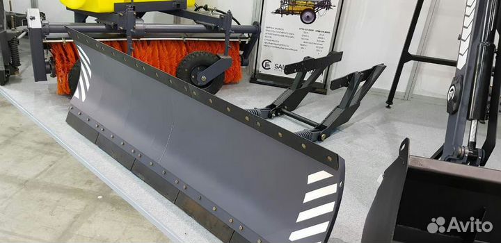 Отвал оборотный коммунальный ко-3 с гидроповоротом