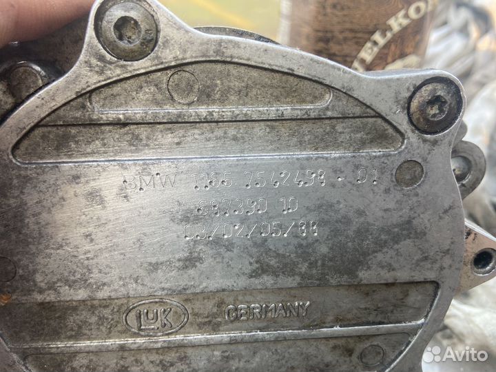 Вакумный насос bmw 11667542498