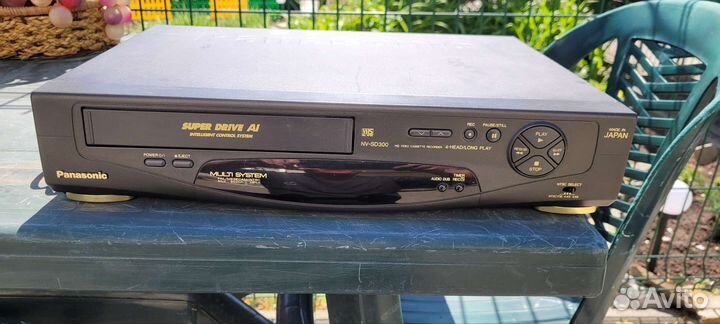 Видеомагнитофон panasonic