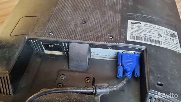 Монитор samsung