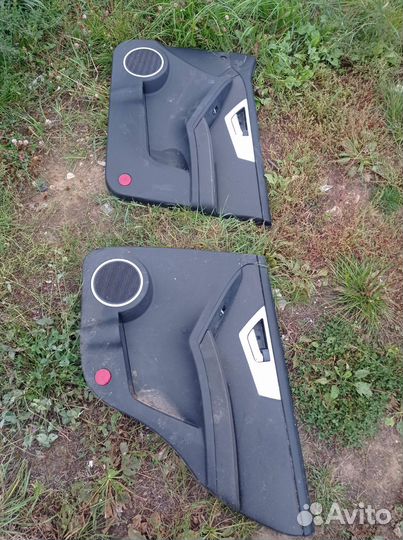 Lifan х60 обшивка двери правая