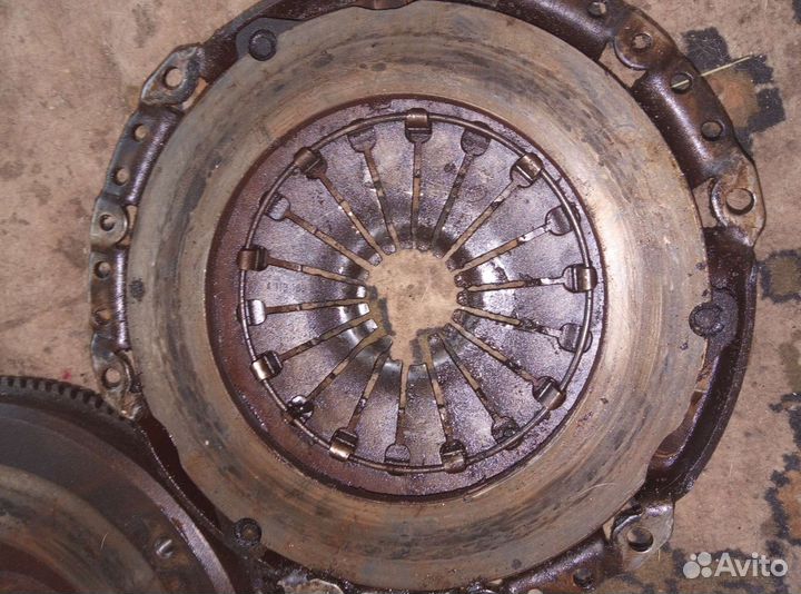 Маховик с Карзиной форд