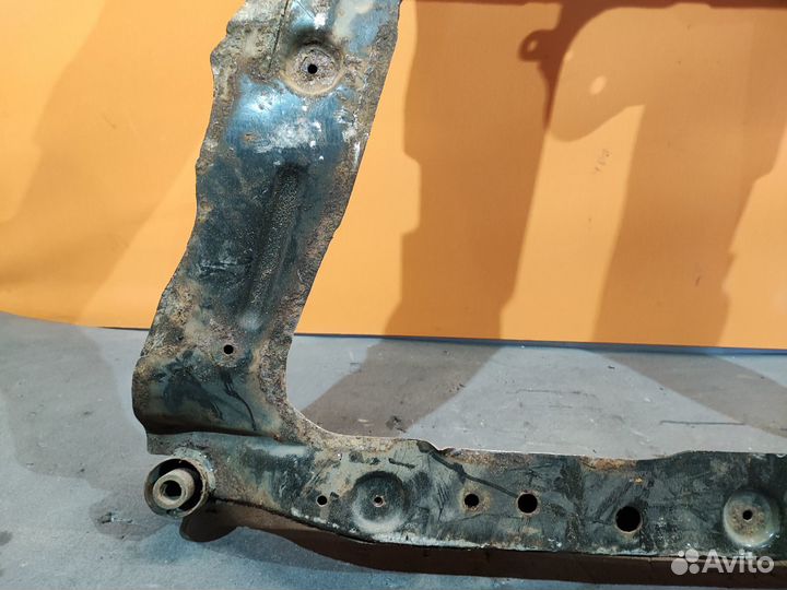 Подрамник передний Nissan Qashqai J10