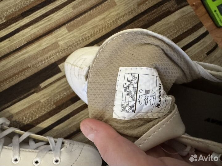 Коньки женские 40 размер