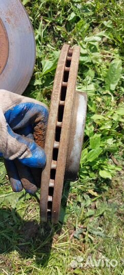 Диск тормозной передний Renault Megane 2