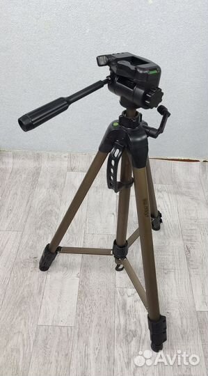 Фотоаппарат Olympus OM-D E-M10 + kit 14-42mm