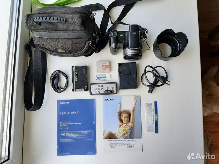 Фотоаппарат Sony Cyber-shot DSC-H7
