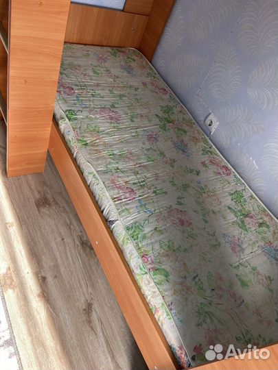 Двухъярусная кровать бу