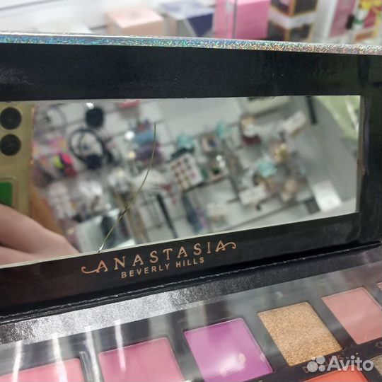 Палитра теней