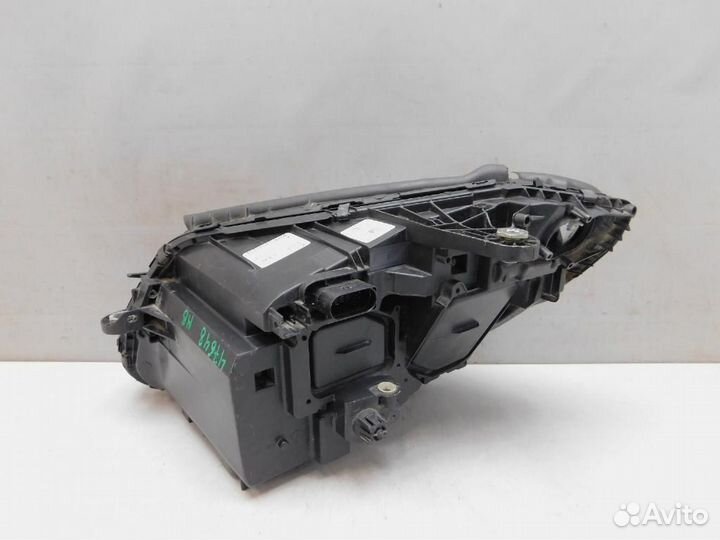 Фара правая Mercedes-Benz C-Class