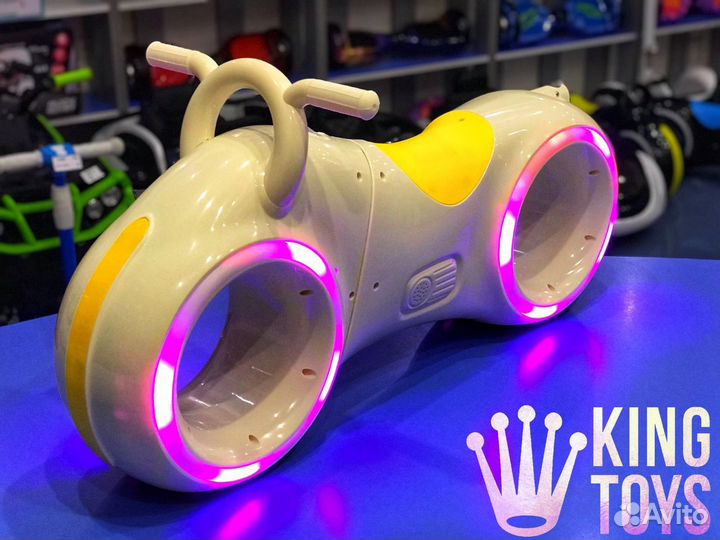 Беговел Tron Bike