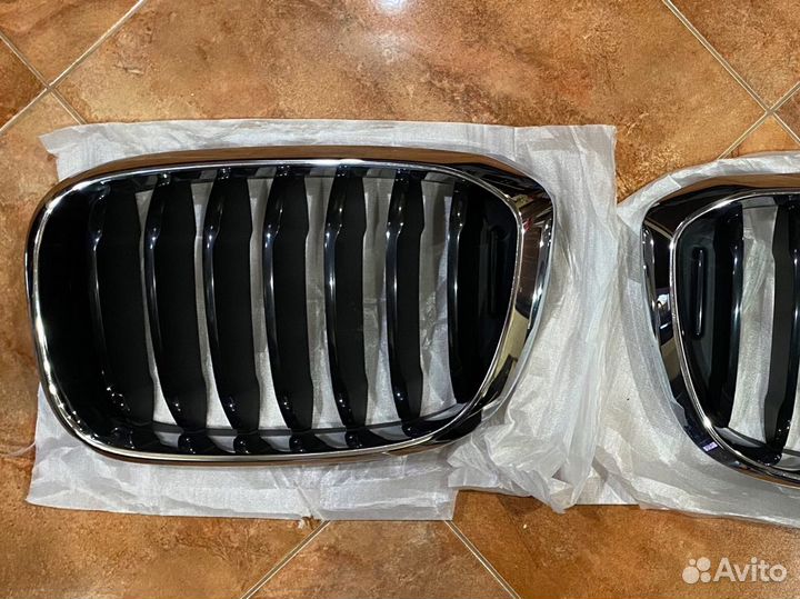 Решетки радиатора ноздри на BMW X3 G01