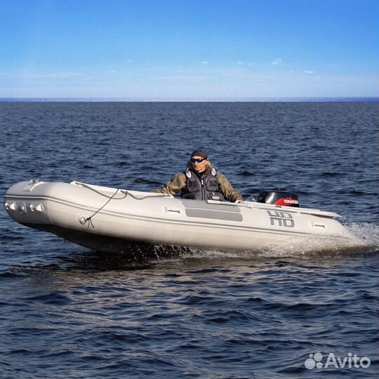 Лодка Badger Heavy Duty 470 AL; серая