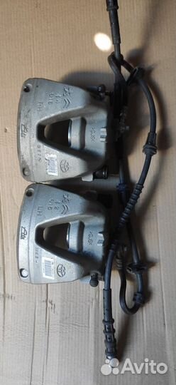 Суппорта передние Peugeot Traveller