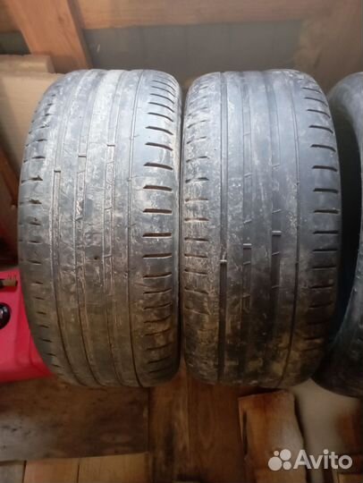 Nokian Tyres Hakka Black 2 SUV 255/50 R19 107W