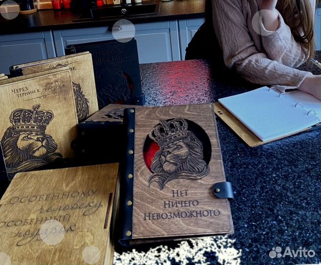 Ежедневник из дерева / деревянный блокнот