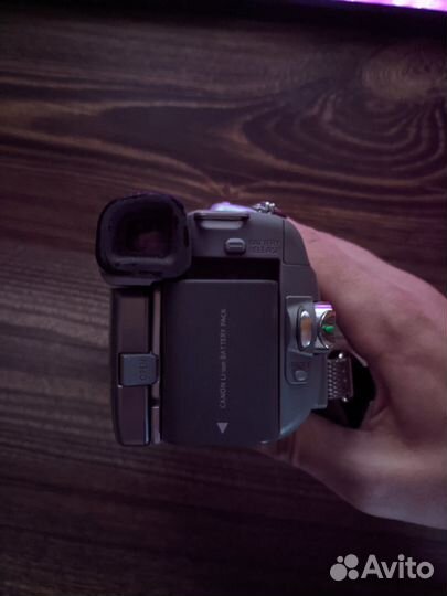 Камера хэндикам Canon MVX 330i Mini DV