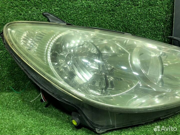 Комплект фар передний Toyota Estima ACR40