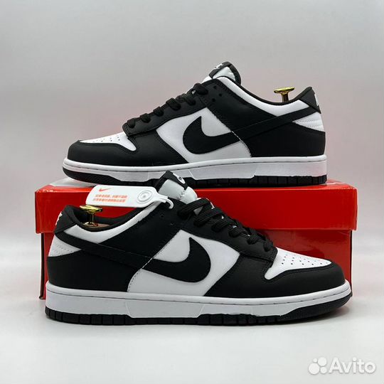 Кроссовки Nike SB Dunk Low 'Black White' Великан