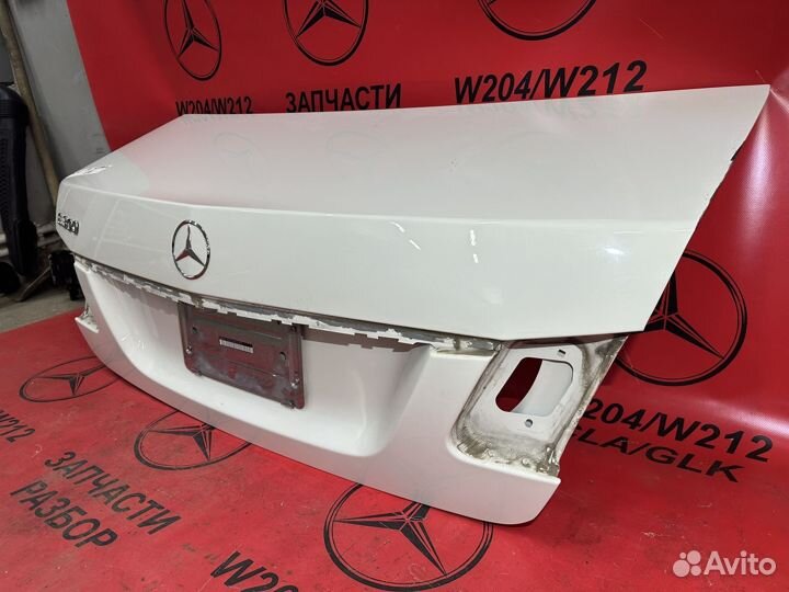 Крышка багажника в сборе Mercedes W212 цвет 650