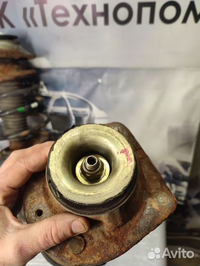 Передняя стойка Fiat Palio