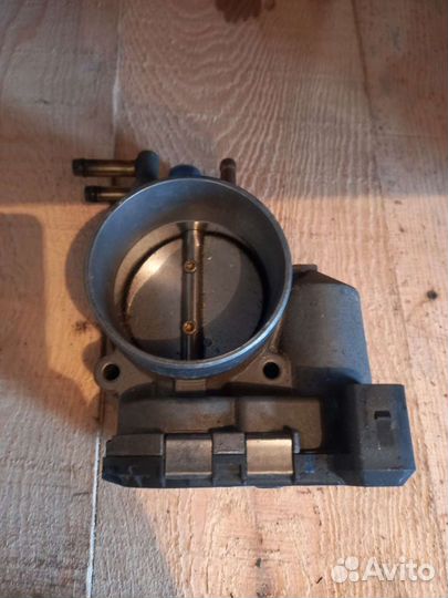 Дроссельная заслонка Ауди А6 С5 2.8 078133062B