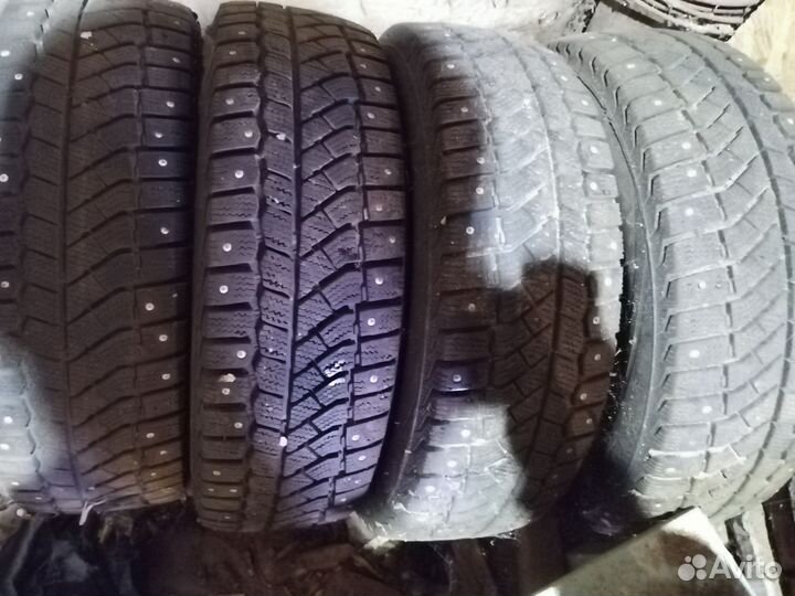 Viatti Brina Nordico V-522 185/65 R15