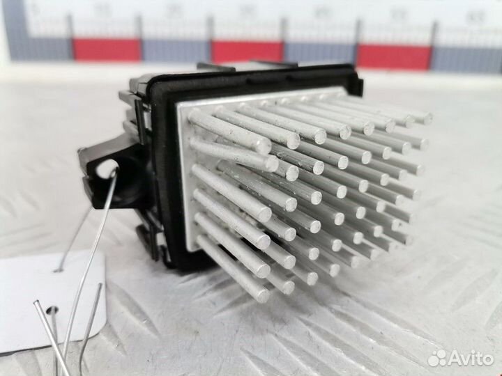 Сопротивление печки Opel Astra H/Family рест. 2014