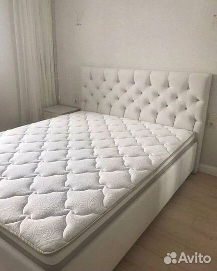 Кровать двухспальная. Бесплатная доставка