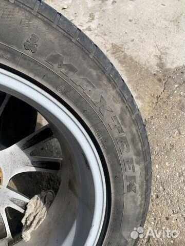 Maxtrack E3 285/50 R20