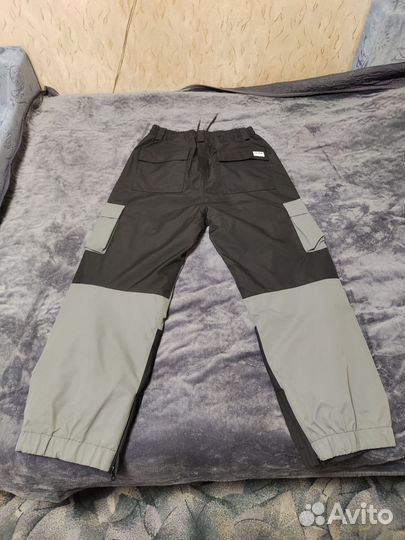 Горнолыжный, сноубордистский костюм