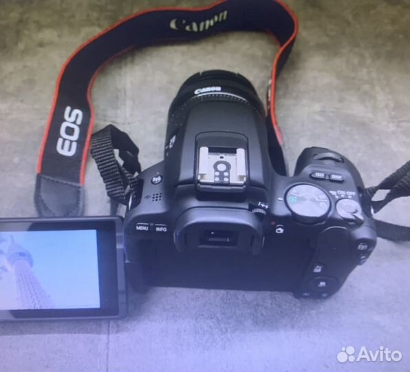 Зеркальный фотоаппарат canon kiss X9 eos 200d