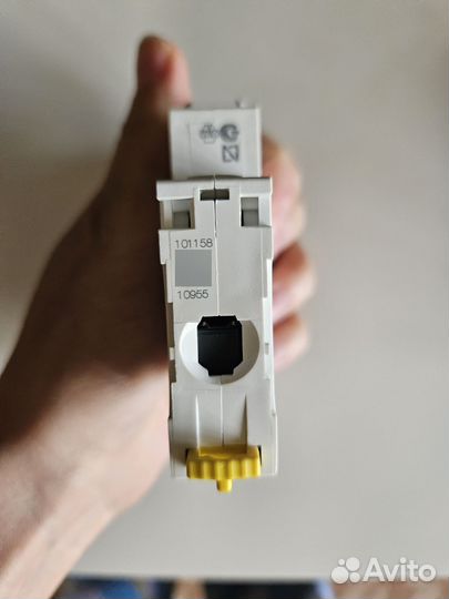 Авт. выключатель schneider electric acti9 16A