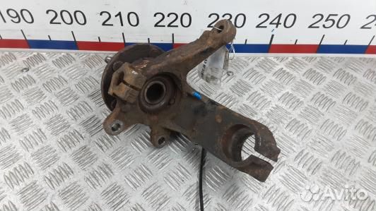 Ступица передняя левая ford mondeo 3 (HML20K901)