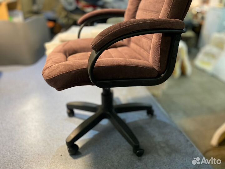 Компьютерное кресло