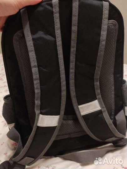 Рюкзак школьный