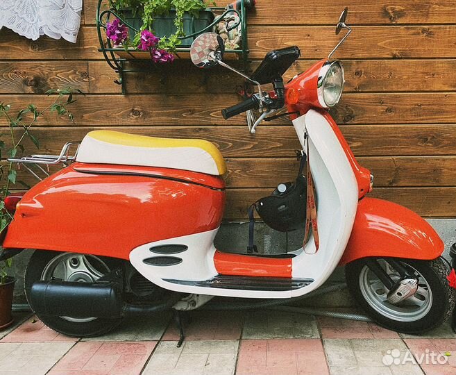 Аренда ретро скутера Honda для фото