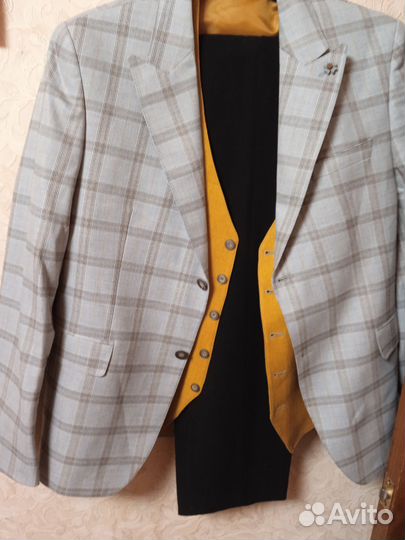 Костюм тройка размер XXL