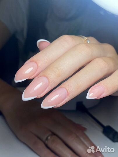 Маникюр