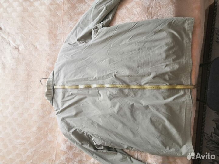 Ветровка женская