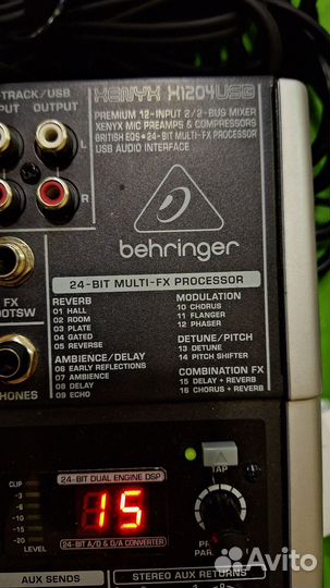 Микшерный пульт behringer