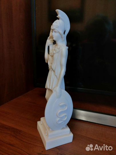 Статуэтка Афина