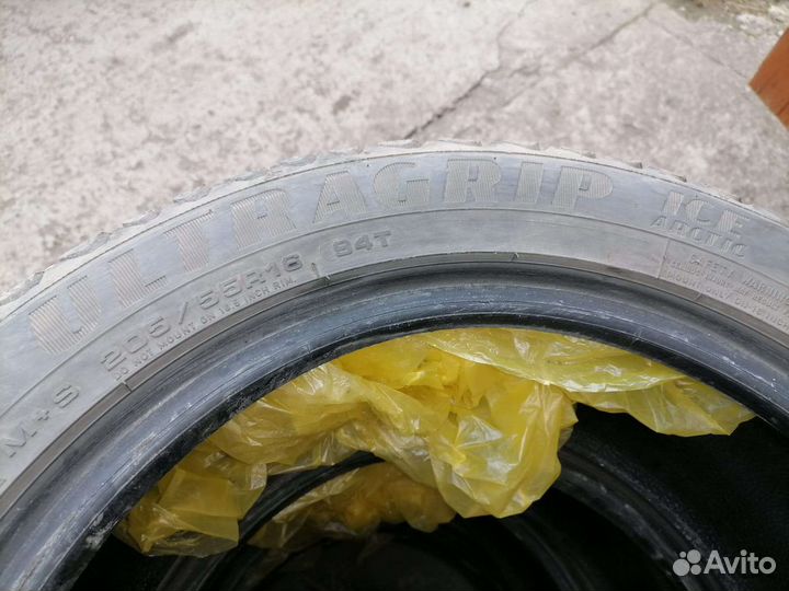 Goodyear Cargo Ultra Grip 205/55 R16 94T